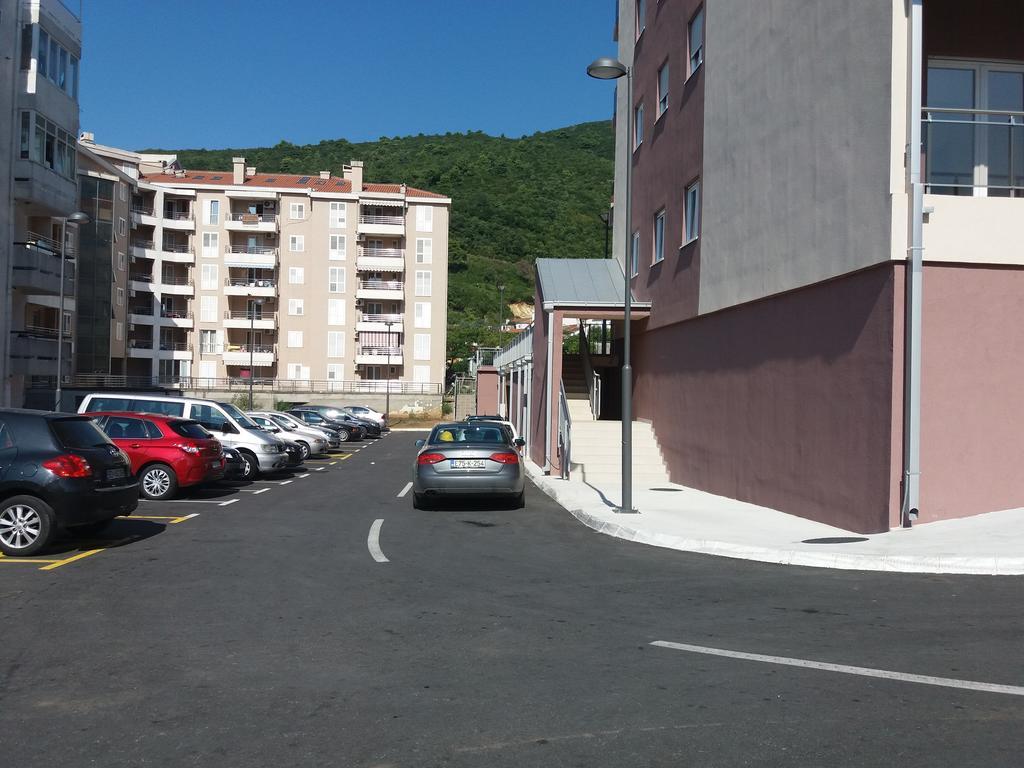 Apartment S&S Budva Exteriör bild