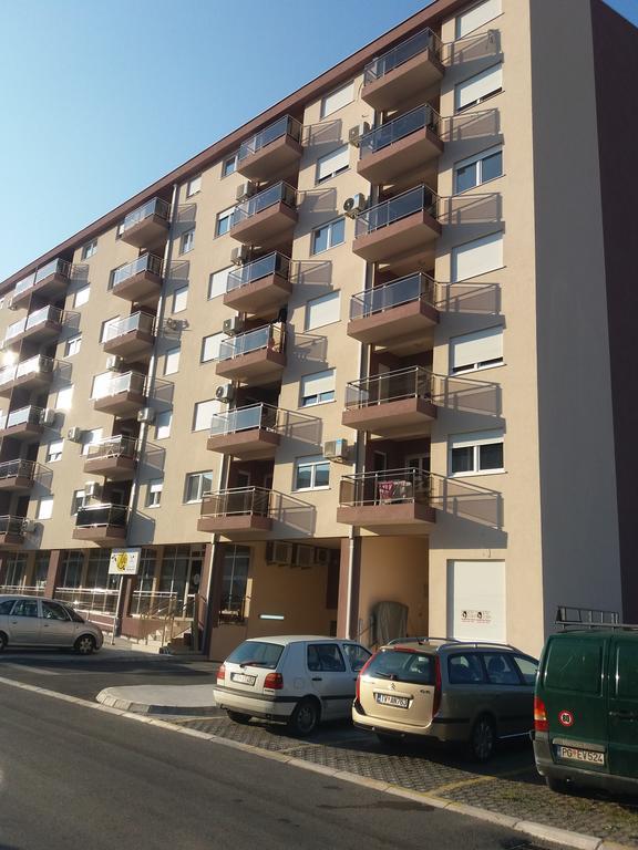 Apartment S&S Budva Exteriör bild